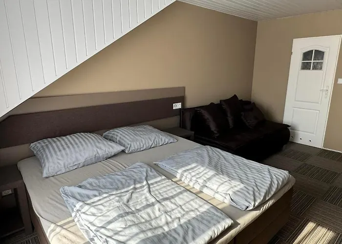 Πανσιόν Costa 3*