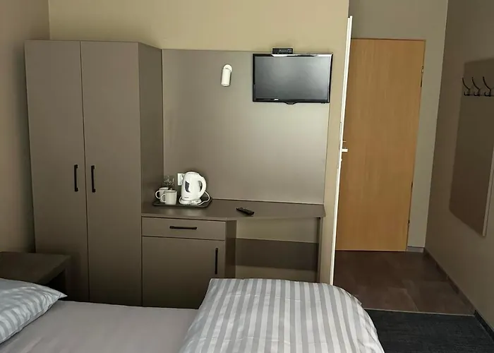 Πανσιόν Costa 3*